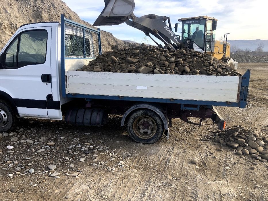 Transport basculabil marfa agregate produse balastiera nisip moloz