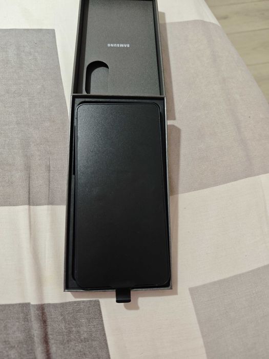 SAMSUNG GALAXY S25 EDGE 256 GB 12GB Titanium Jetblack неизползван