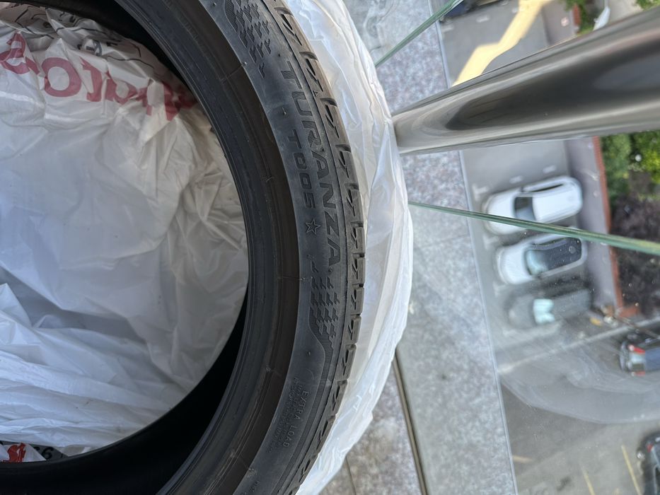 Anvelope Bridgestone T005 cu steluta