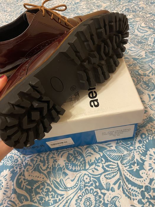 Кожени дамски обувки Aeros (40 номер)