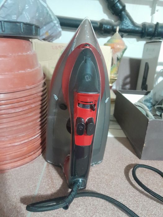 Продаётся утюг марки артель