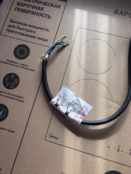 Варочная поверхность Midea MCH-B632CK