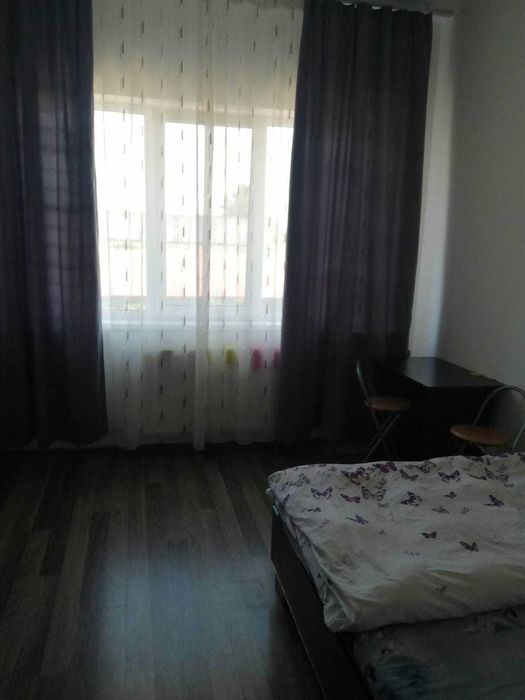 Persoana fizica,vând GARSONIERA in zona Metalurgiei.