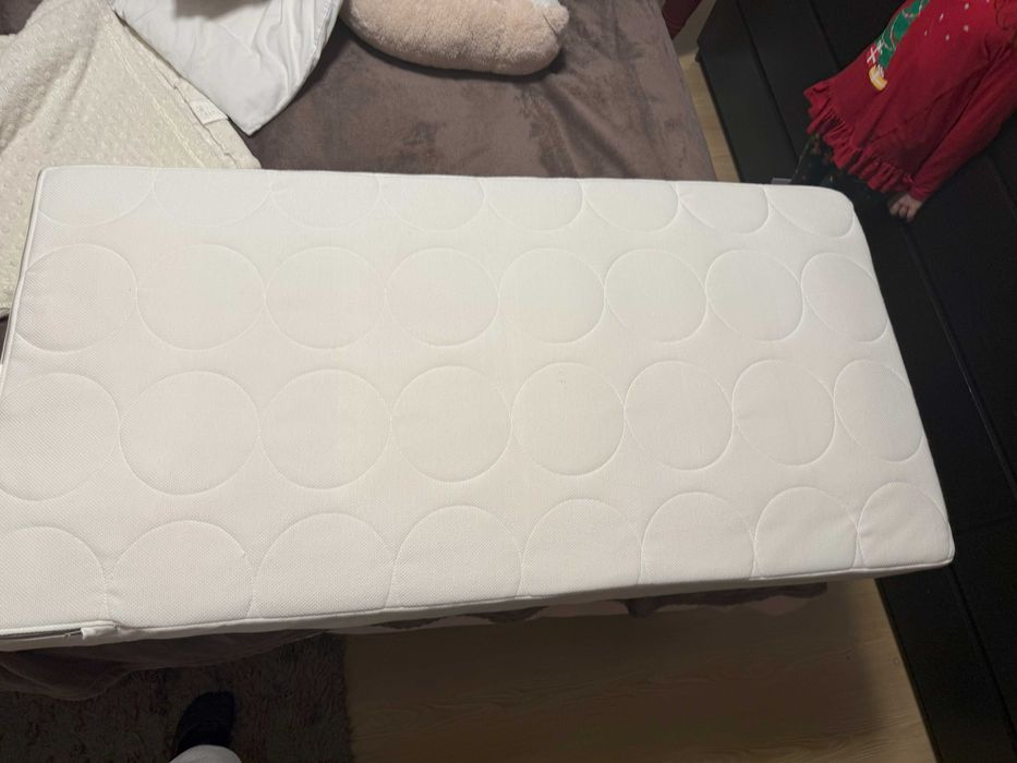 KRUMMELUR матрак с пяна за бебешко креватче и калъф IKEA, 60x120 см.
