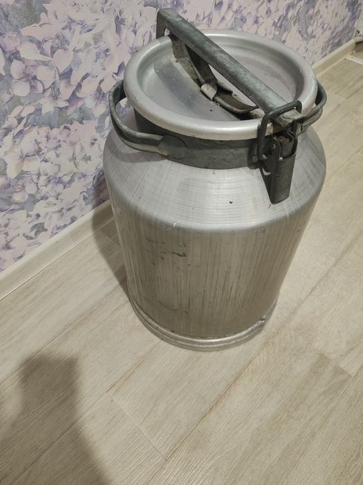 Продам флягу новая