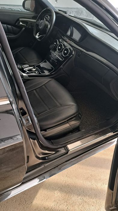 Mersades Benz 220+222 qilingan