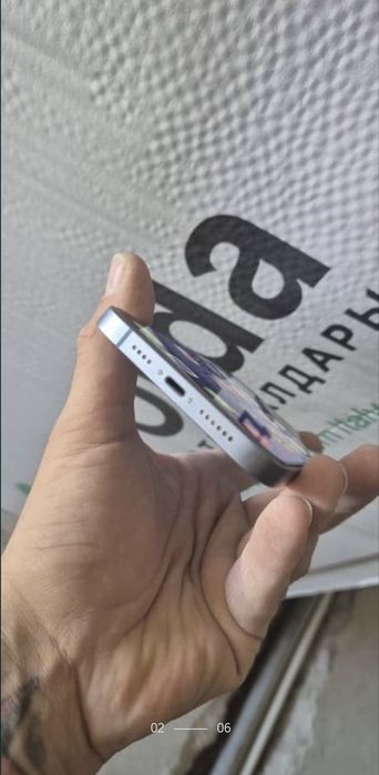 Продам айфон 14 плюсь