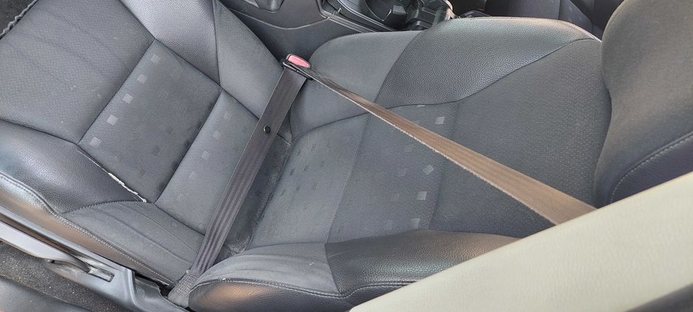 Volvo V70 2.5 D5, Волво В 60 / 70 
Април 2005, За части!