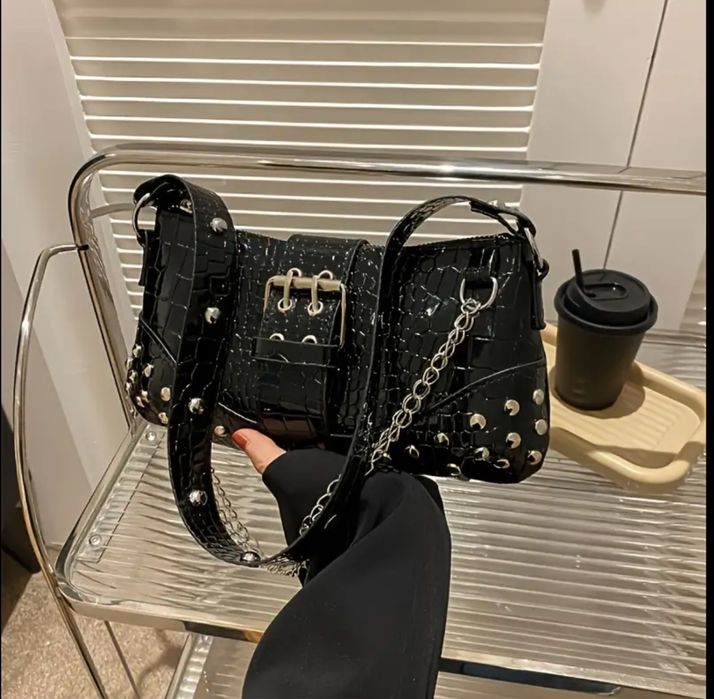 Брендовые сумки брошь зеркальце