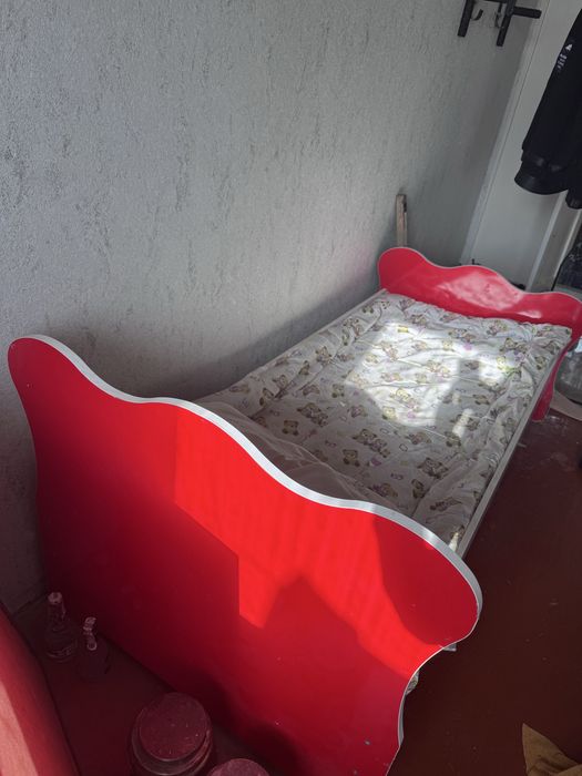 Продаётся Кровать детская