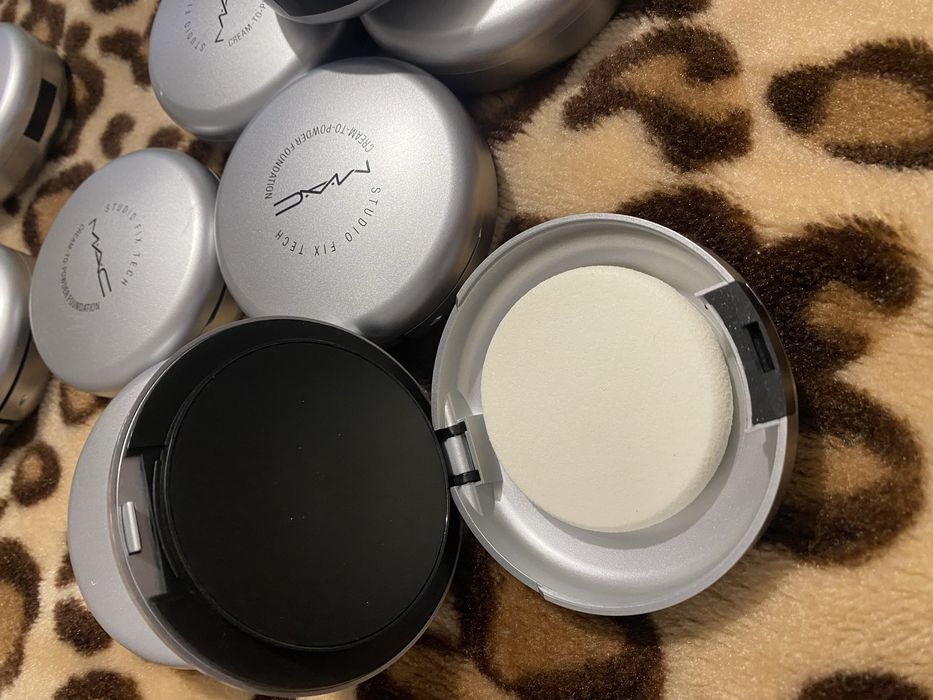 Fond de ten Mac Studio Fix Tech