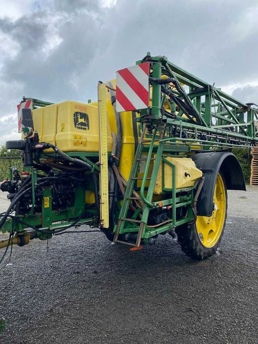 Jonh Deer 638 masina de stropit