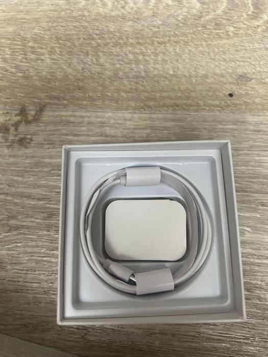 Наушники airPods pro