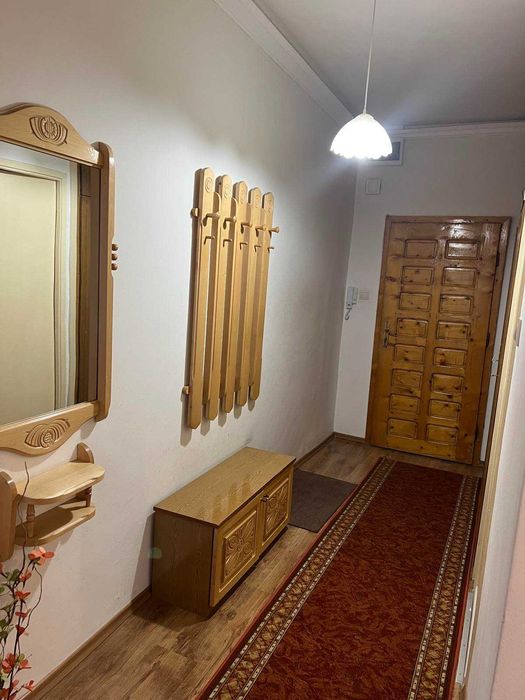 Тристаен апартамент в ж.к. Тракия