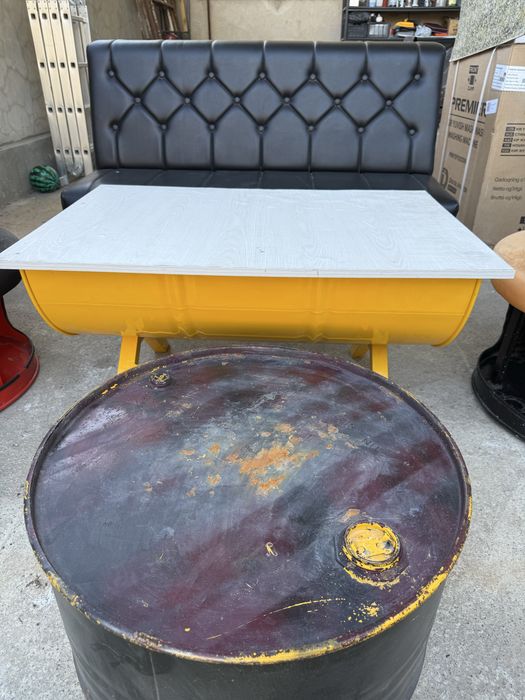 Продам диван и кресло из металла