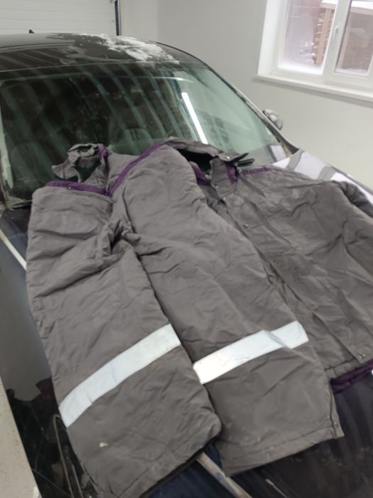 Продам спец одежду