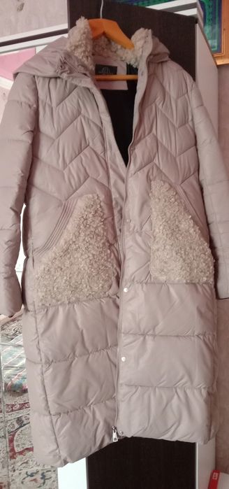 Продается куртка размеры 50 52