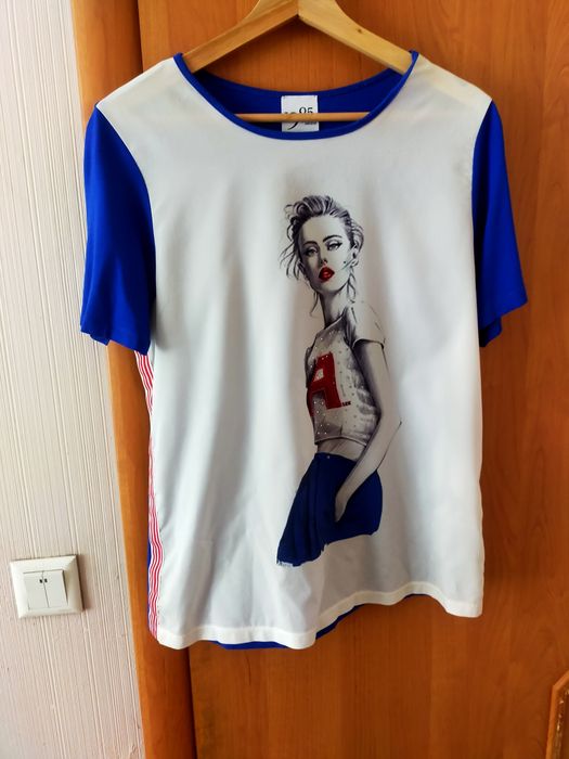 Продам футболку 48 размер