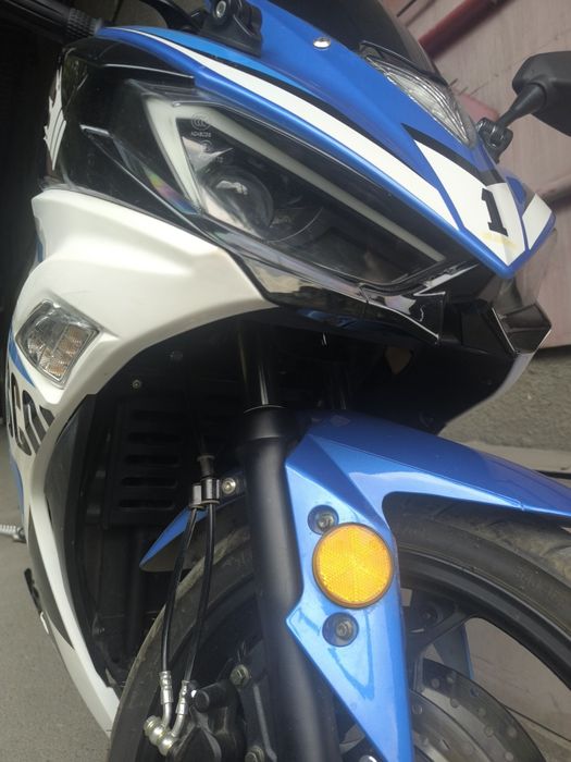 Электромотоцикл R3