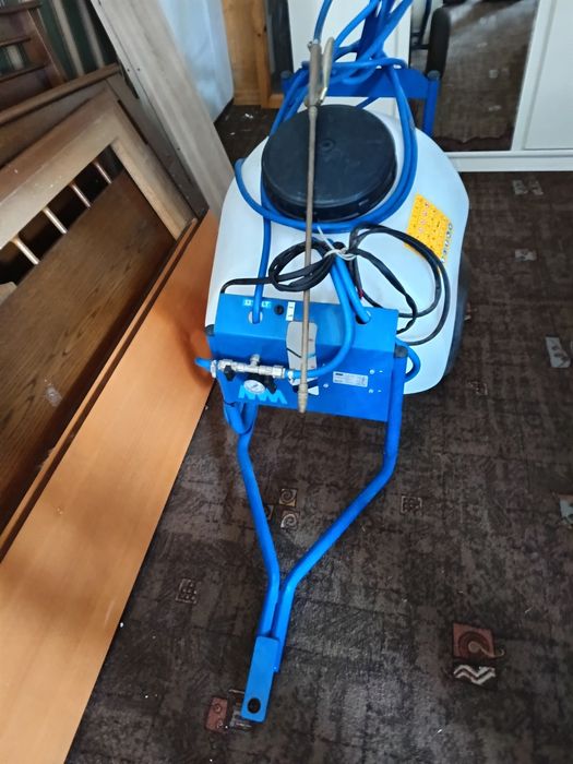 Pompa de stropit 70L la  12 V