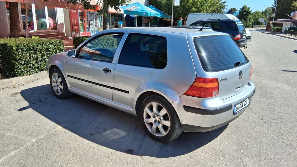 Фолксваген Голф бензин