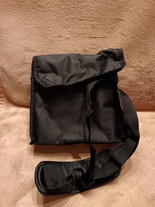 Продавам бинокъл