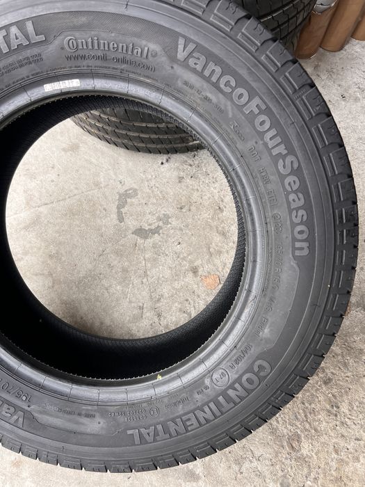 2 anvelope ca NOI M+S 195/70/15 C , Continental , 9.7 mm