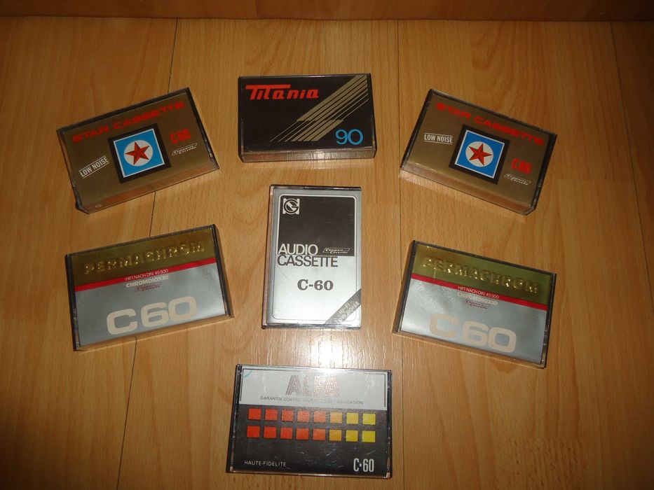 Casete audio AGFA, BASF, Fuji, Philips, Seiko, Sony, TDK, Alfa, Star.