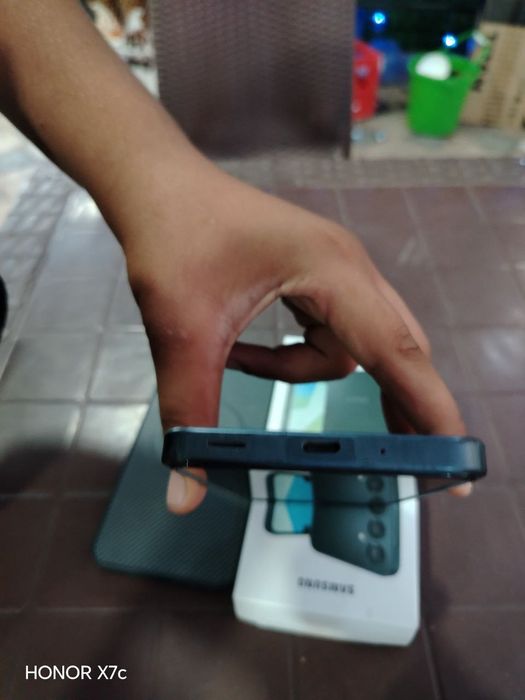 Samsung a16 1-oy islatilgan