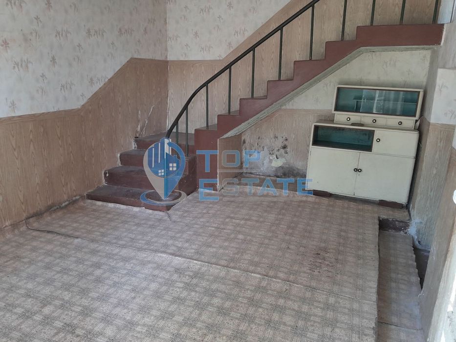 Продава се Къща в с. Крамолин, Област Габрово - 100 кв.м за 230 €/кв.м - Снимка #6