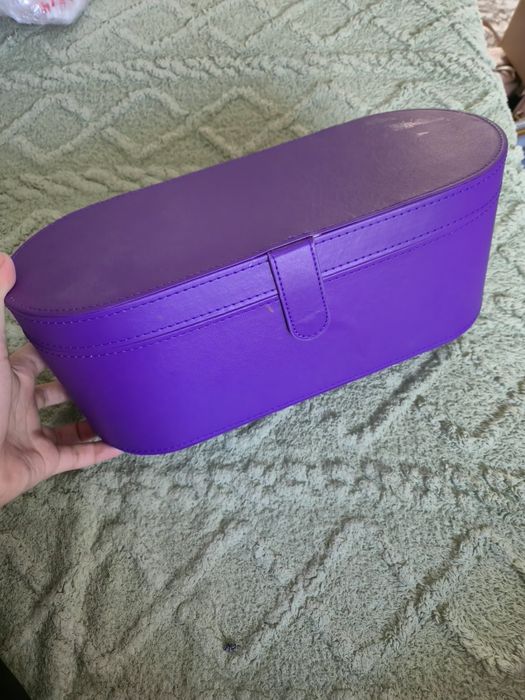 Дайсон почти новый