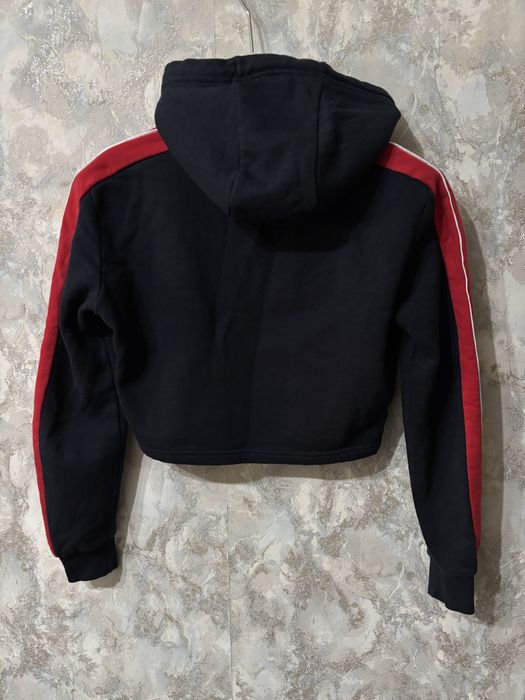 Укороченная толстовка Ellesse