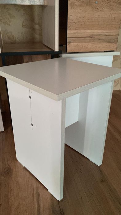 Стулья по 2000