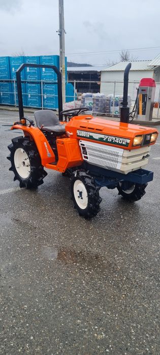 Vând tractor KUBOTA