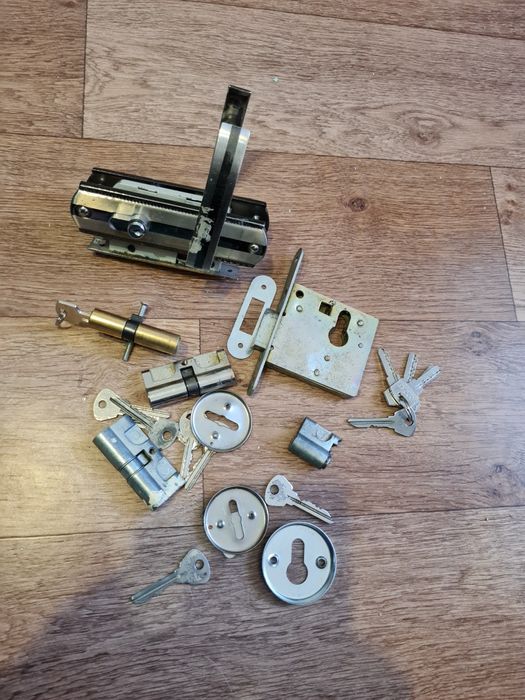 Хозяйственные мелочи