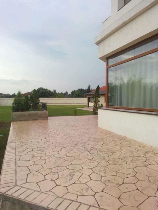 Pavaje si decoratiuni din beton amprentat la cea mai buna calitate