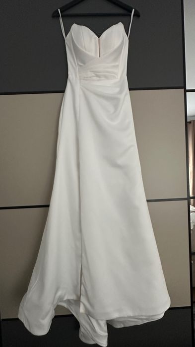 A-line, model vera sposa-maylis, 36/xs, cu trena, pret initial 7500lei
