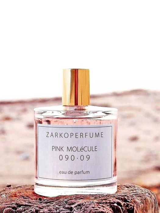 Pink Molecule 090.09