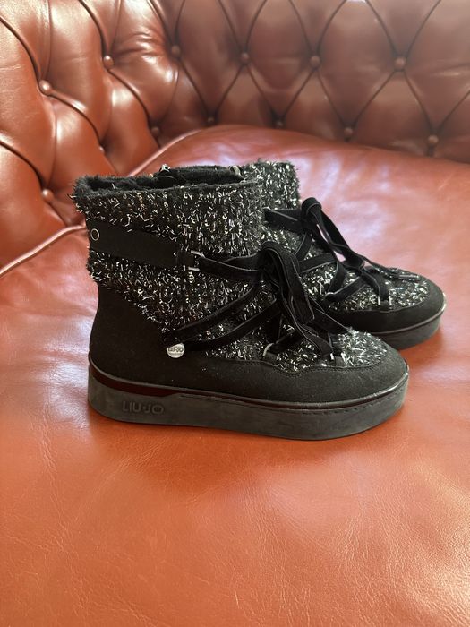 Ghete Liu Jo, aproape noi, marimea 37.