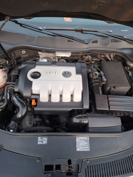 Vând VW Passat B6 2008