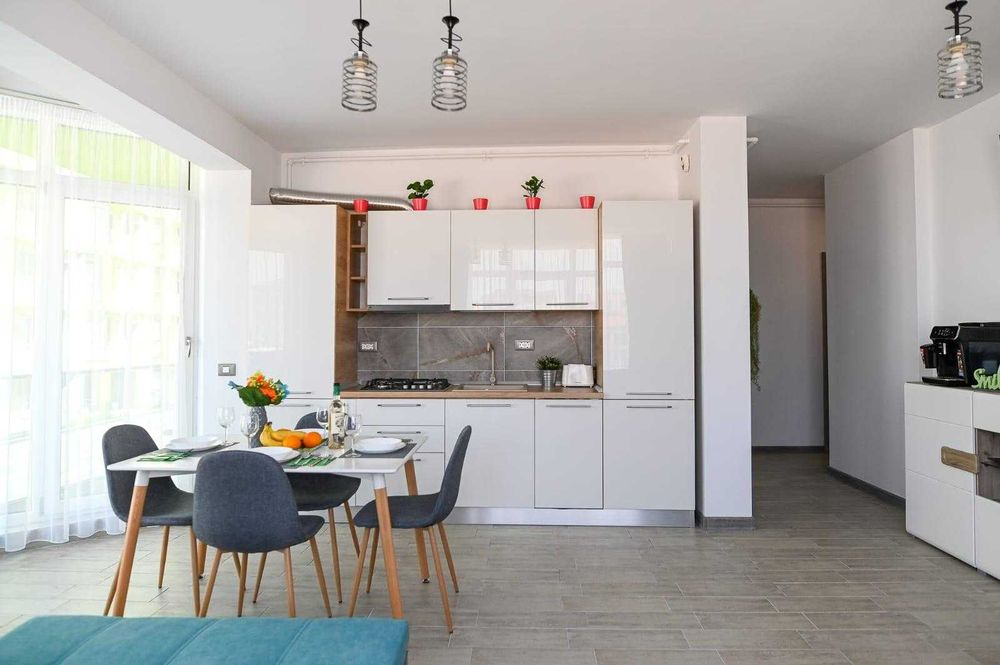 Apartament 2 camere XL decomandat + loc de parcare-Alezzi Beach Resort