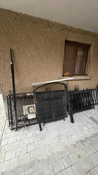 Гаражни врати и оградни части от ковано желязо