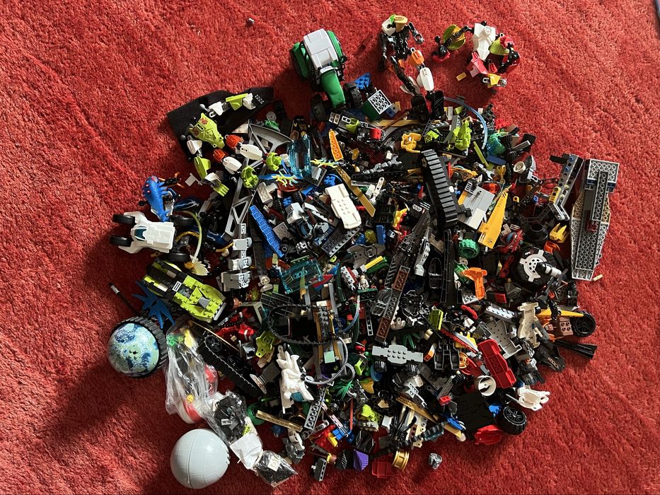 Piese Lego (toata cutia)+ City Police