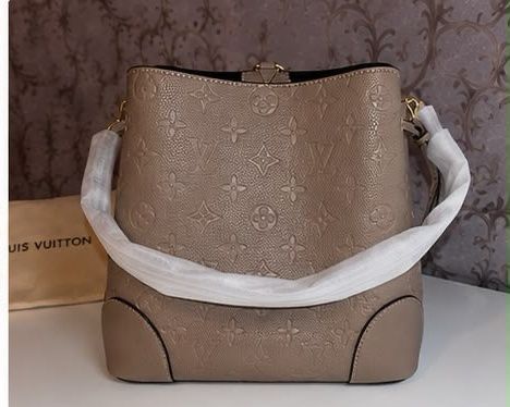 Сумка Louis Vuitton