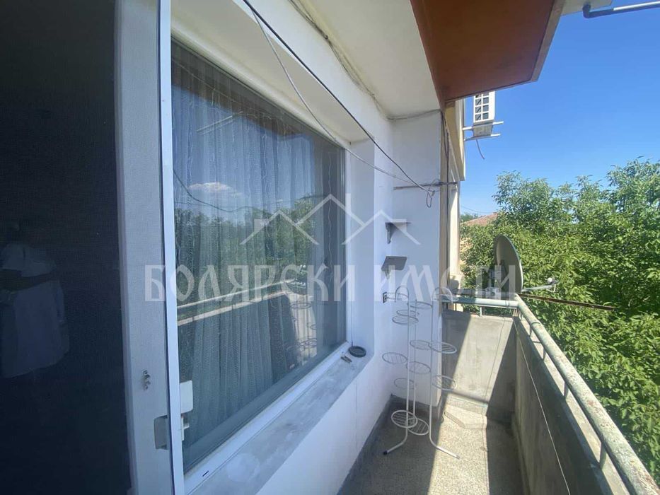 Южен двустаен апартамент до Стадиона