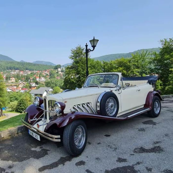 Masina de epoca decapotabila de inchiriat / limuzine retro vintage