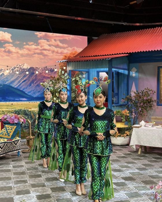 Продам танцевальные костюмы