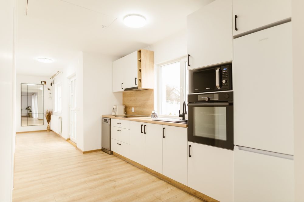 Cabana de inchiriat cu piscina interioara si ciubar