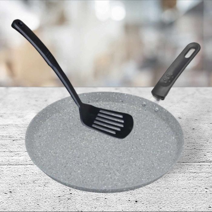 Тиган за палачинки различни размери с подарък шпатула