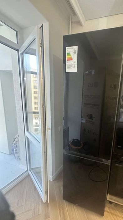 Продам новый холодильник